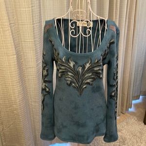 Miss Me Bling top size M gorgeous